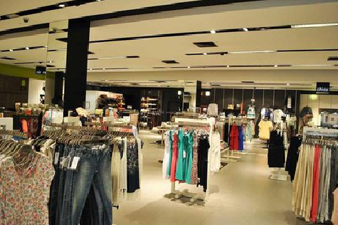 范县商场里的店面怎么装修？